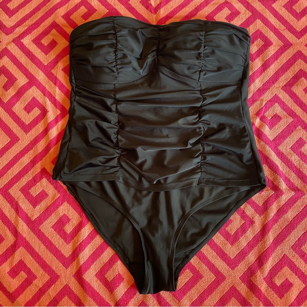 Forever21 Plus size strapless swim